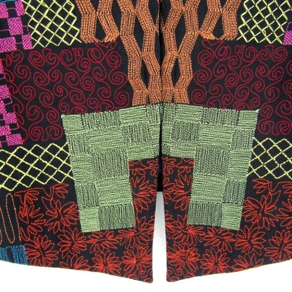 Chicos Embroidered Patchwork Vest Size S Art To Wear Boho Pockets Multicolor - Picture 5 of 13